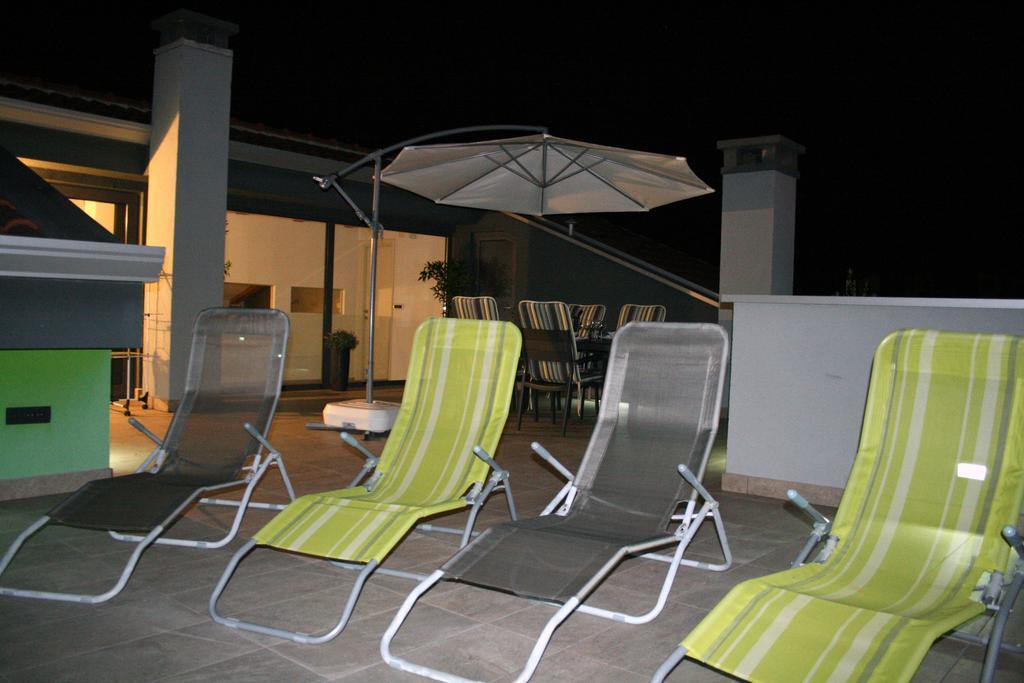 Apartamento Olive Charm Umag Exterior foto