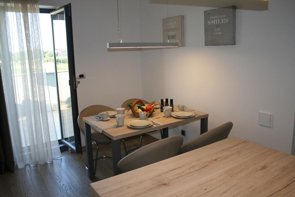 Apartamento Olive Charm Umag Exterior foto