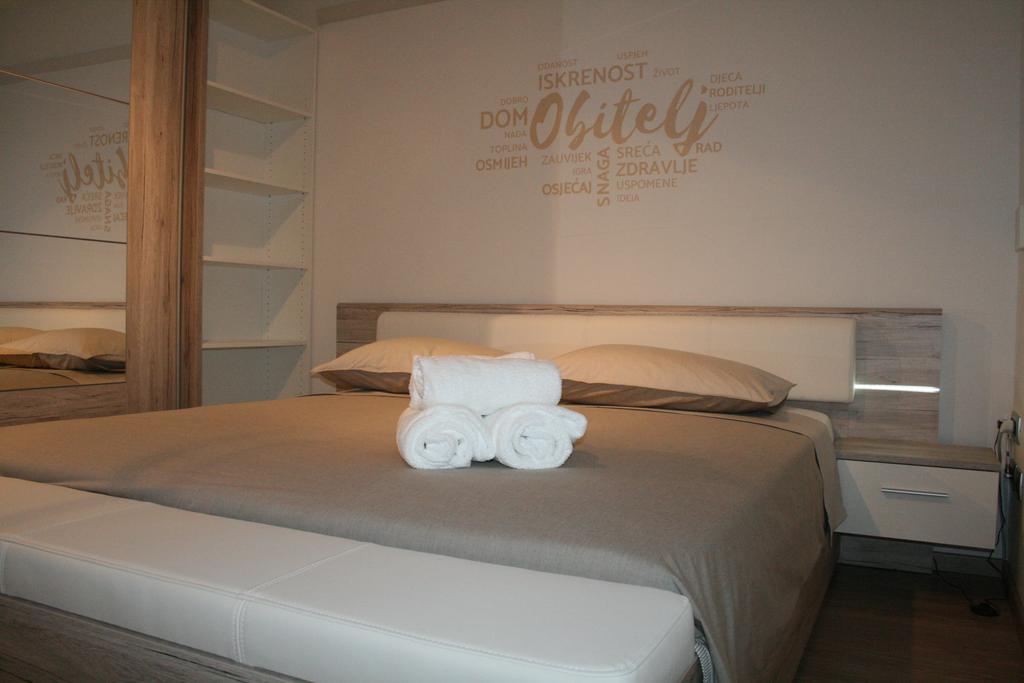 Apartamento Olive Charm Umag Exterior foto